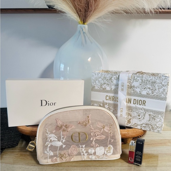 DIOR Limited-EditionMiss Ritual Butterfly Embroidered Pouch withlip maxi… - Picture 1 of 9